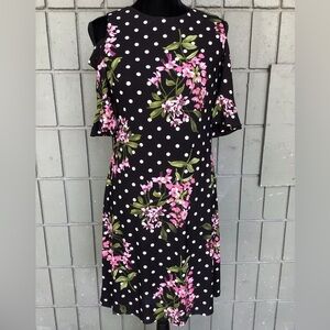 Tommy Hilfiger Floral Dreas- Women Size 4